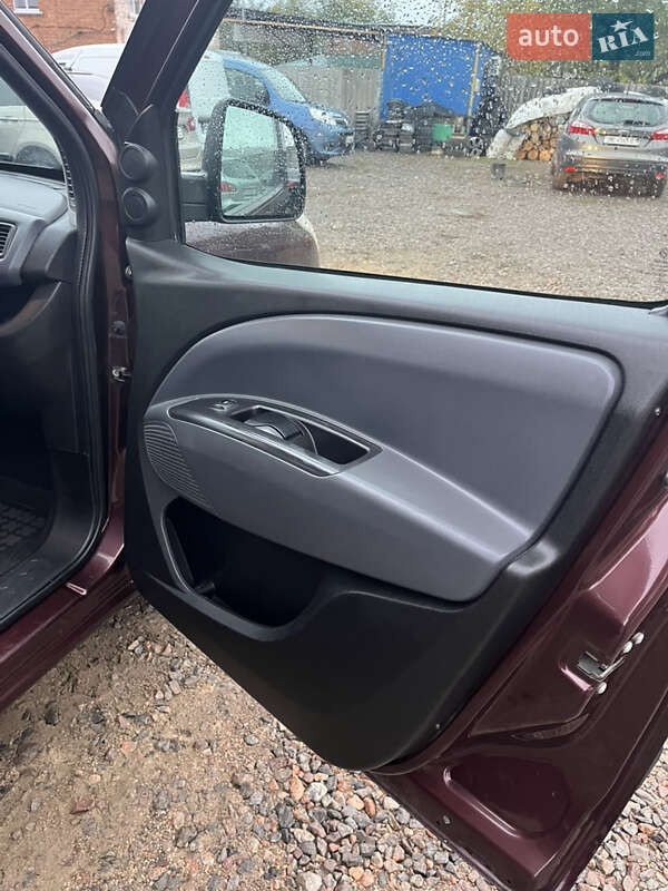 Минивэн Fiat Doblo 2013 в Первомайске