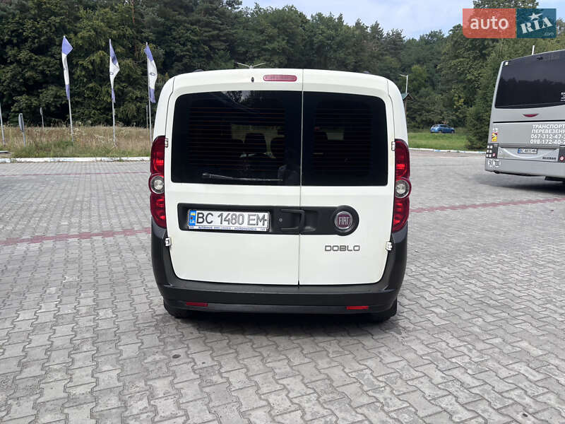 Минивэн Fiat Doblo 2011 в Ивано-Франково фото 7 Минивэн Fiat Doblo 2011 в Ивано-Франково