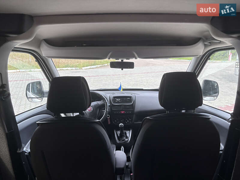 Минивэн Fiat Doblo 2011 в Ивано-Франково фото 19 Минивэн Fiat Doblo 2011 в Ивано-Франково