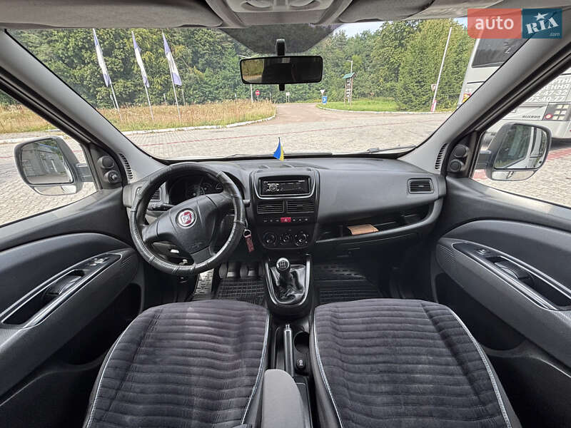 Минивэн Fiat Doblo 2011 в Ивано-Франково фото 22 Минивэн Fiat Doblo 2011 в Ивано-Франково