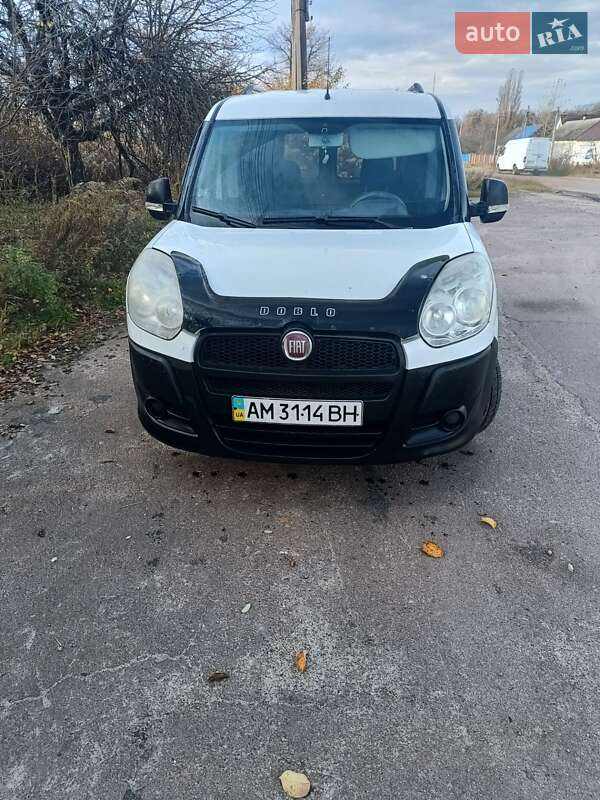 Вантажний фургон Fiat Doblo 2012 в Олевську фото 6 Вантажний фургон Fiat Doblo 2012 в Олевську
