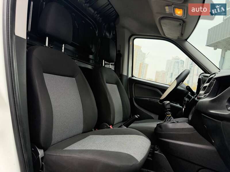 Вантажний фургон Fiat Doblo 2019 в Києві фото 10 Вантажний фургон Fiat Doblo 2019 в Києві