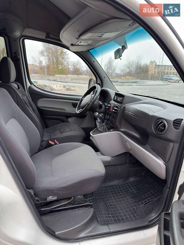 Мінівен Fiat Doblo 2009 в Кривому Розі
