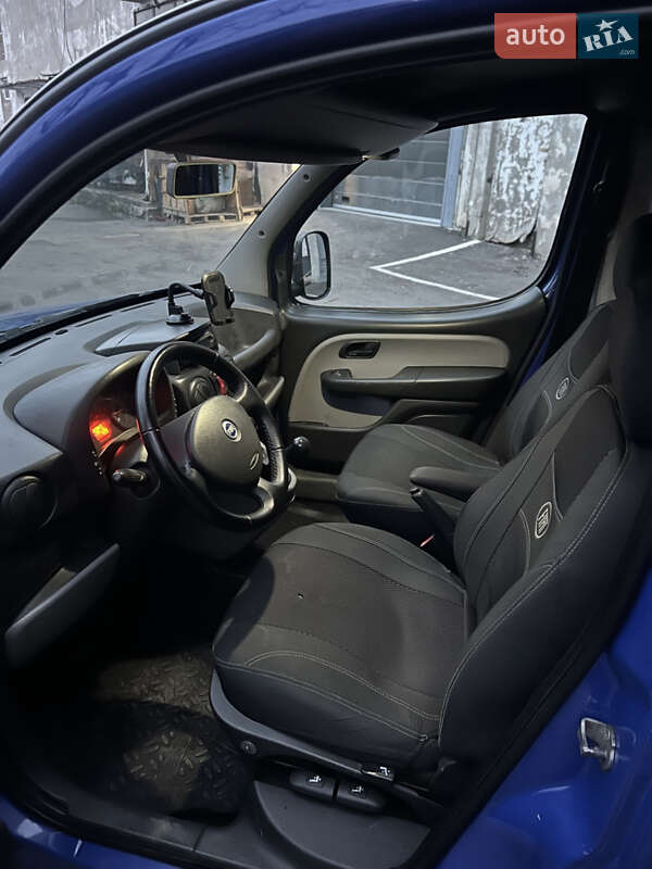Мінівен Fiat Doblo 2006 в Одесі