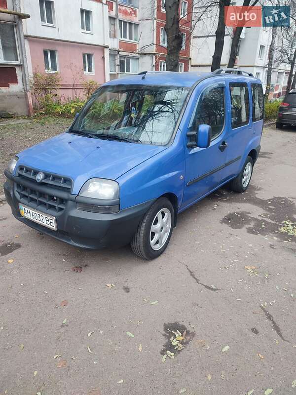 Минивэн Fiat Doblo 2004 в Житомире
