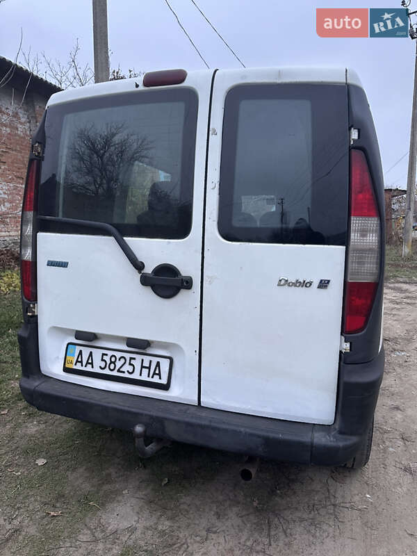 Минивэн Fiat Doblo 2004 в Лубнах фото 4 Минивэн Fiat Doblo 2004 в Лубнах