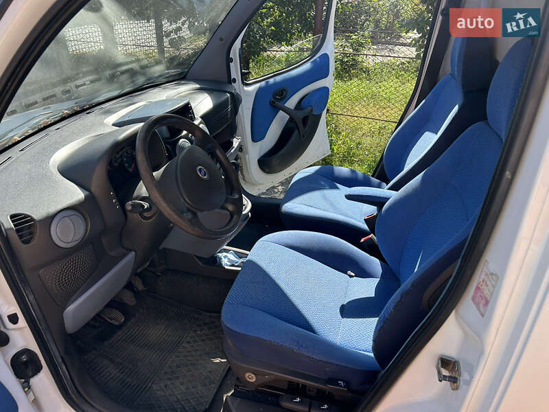 Вантажний фургон Fiat Doblo 2005 в Хмельницькому фото 11 Вантажний фургон Fiat Doblo 2005 в Хмельницькому