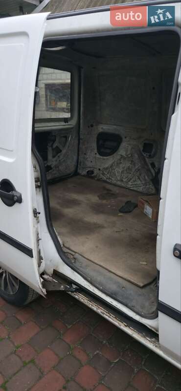 Вантажний фургон Fiat Doblo 2005 в Запоріжжі фото 6 Вантажний фургон Fiat Doblo 2005 в Запоріжжі