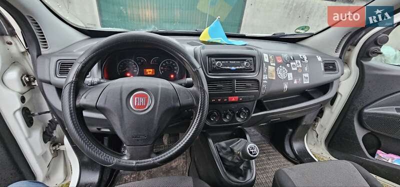 Вантажний фургон Fiat Doblo 2012 в Бобровиці