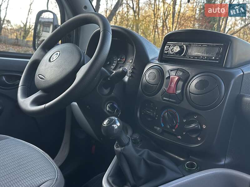Мінівен Fiat Doblo 2006 в Дрогобичі фото 57 Мінівен Fiat Doblo 2006 в Дрогобичі