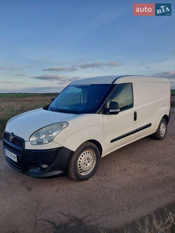 Грузовой фургон Fiat Doblo 2013 в Черновцах