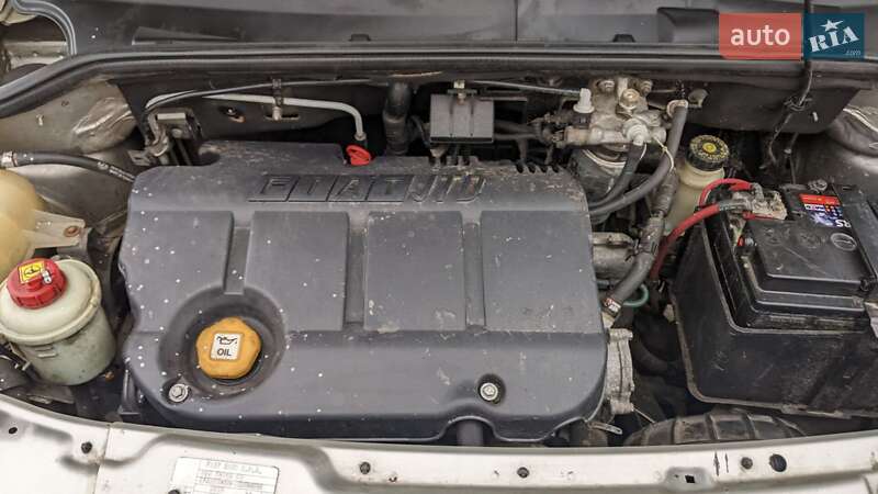 Мінівен Fiat Doblo 2004 в Рівному фото 11 Мінівен Fiat Doblo 2004 в Рівному