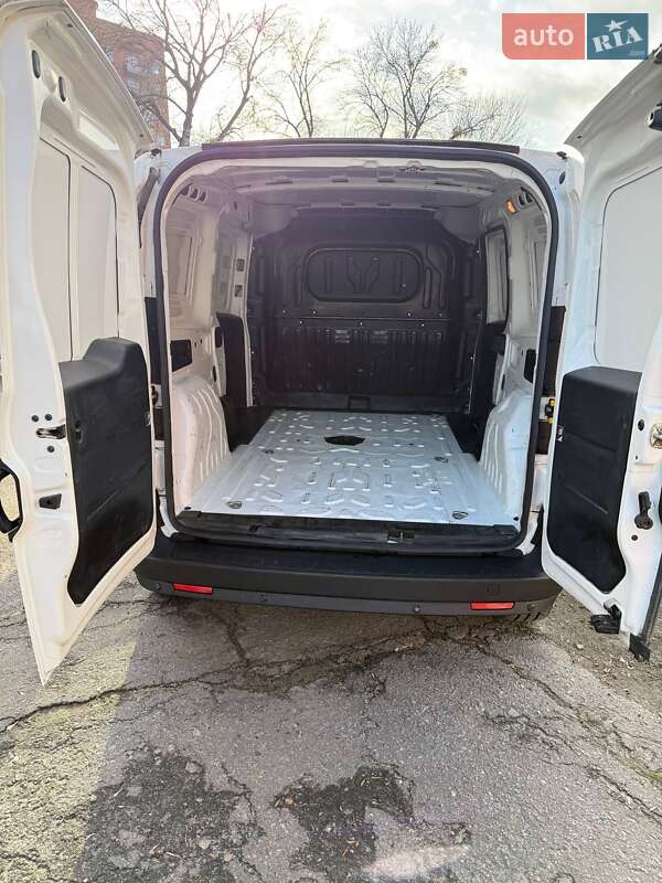 Вантажний фургон Fiat Doblo 2021 в Полтаві