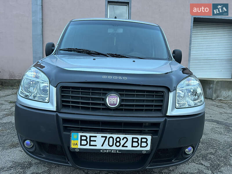 Мінівен Fiat Doblo 2012 в Миколаєві