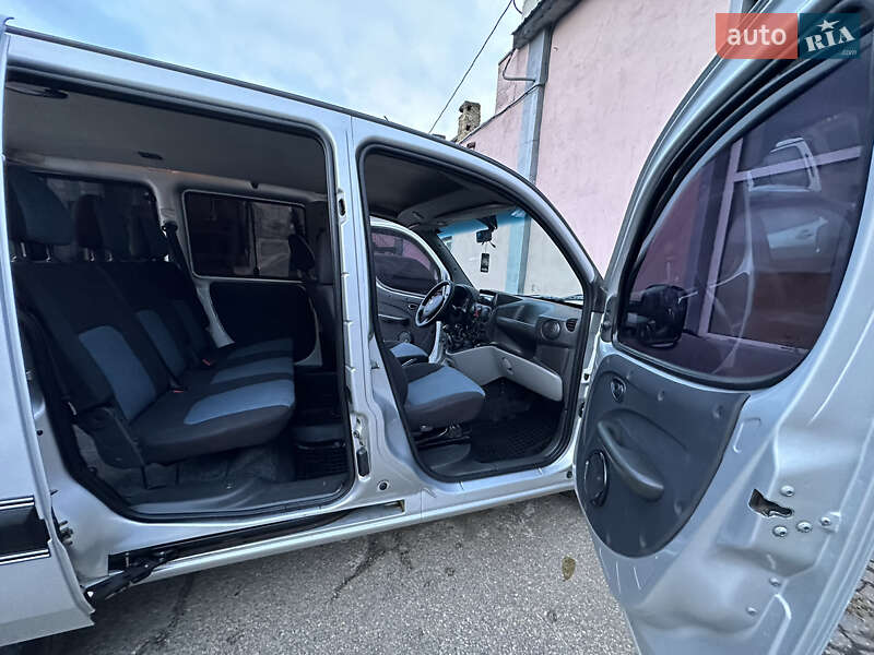 Мінівен Fiat Doblo 2012 в Миколаєві