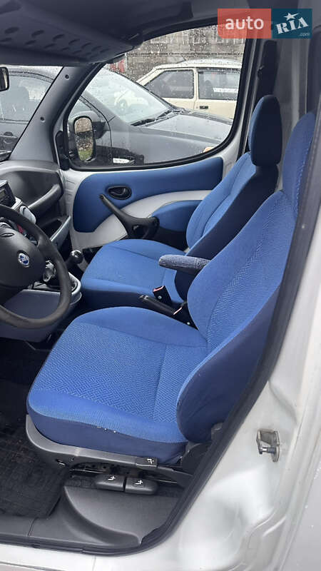 Грузовой фургон Fiat Doblo 2004 в Запорожье