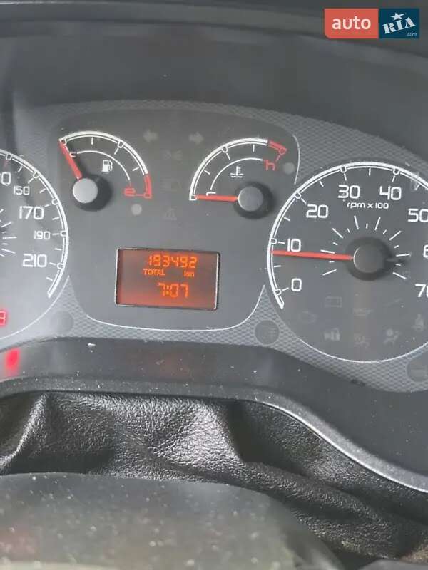 Вантажний фургон Fiat Doblo 2013 в Дніпрі фото 4 Вантажний фургон Fiat Doblo 2013 в Дніпрі