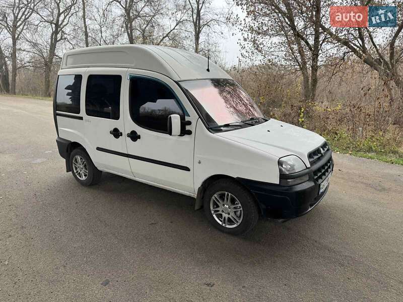Мінівен Fiat Doblo 2005 в Дніпрі