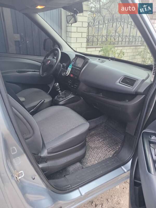 Минивэн Fiat Doblo 2011 в Днепре