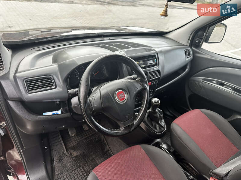 Минивэн Fiat Doblo 2011 в Полтаве