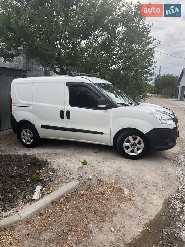 Грузовой фургон Fiat Doblo 2013 в Кропивницком фото 3 Грузовой фургон Fiat Doblo 2013 в Кропивницком