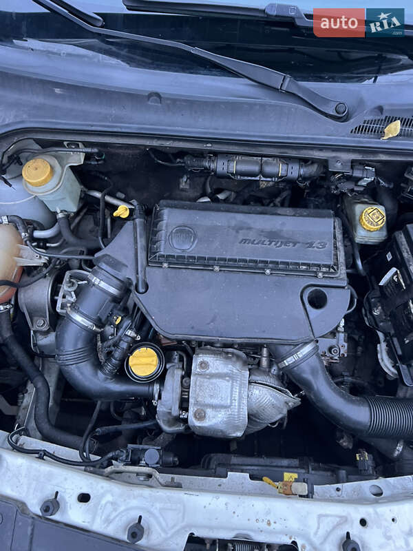 Грузовой фургон Fiat Doblo 2013 в Кропивницком фото 12 Грузовой фургон Fiat Doblo 2013 в Кропивницком