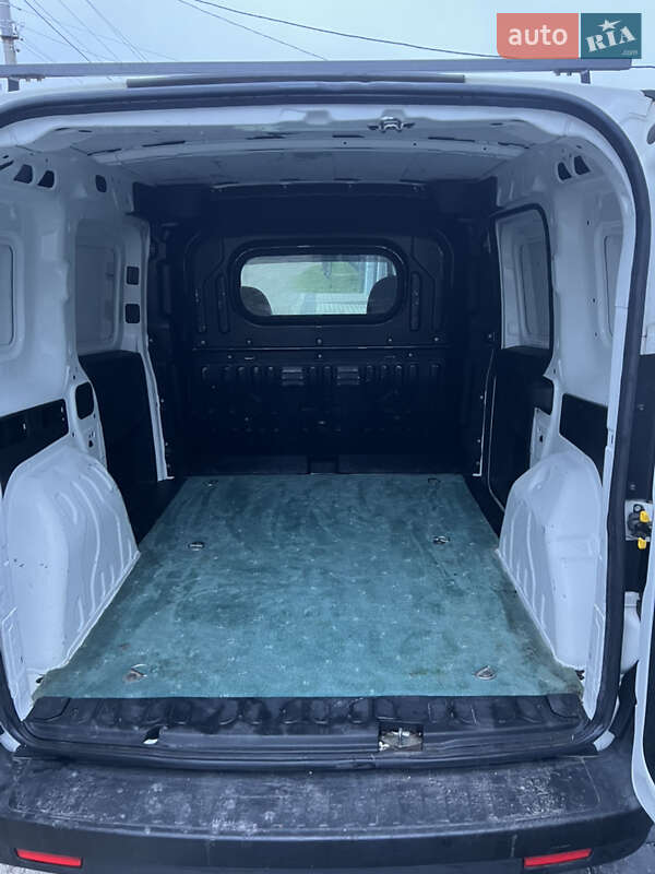 Грузовой фургон Fiat Doblo 2013 в Кропивницком фото 18 Грузовой фургон Fiat Doblo 2013 в Кропивницком
