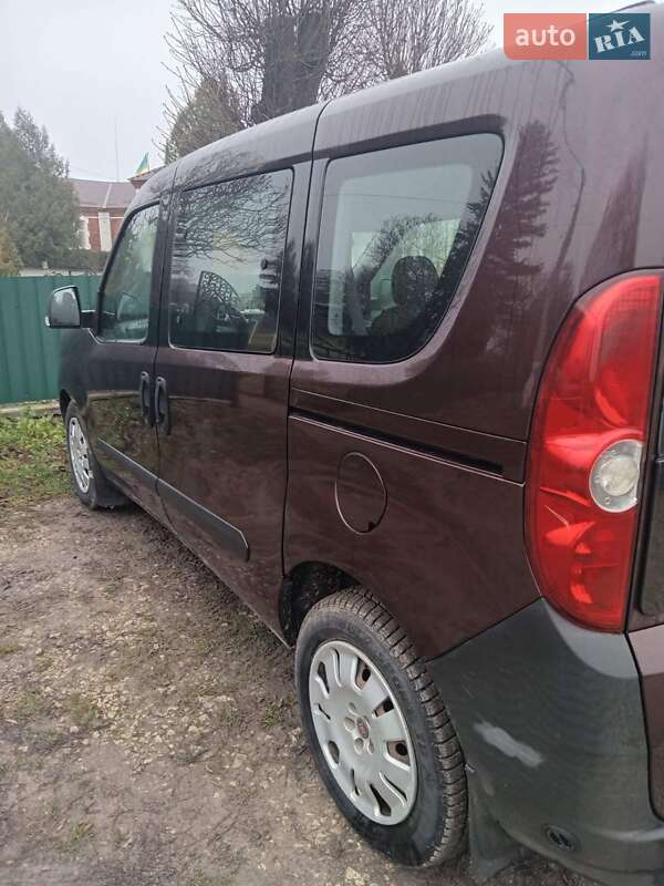 Минивэн Fiat Doblo 2011 в Сатанове фото 12 Минивэн Fiat Doblo 2011 в Сатанове