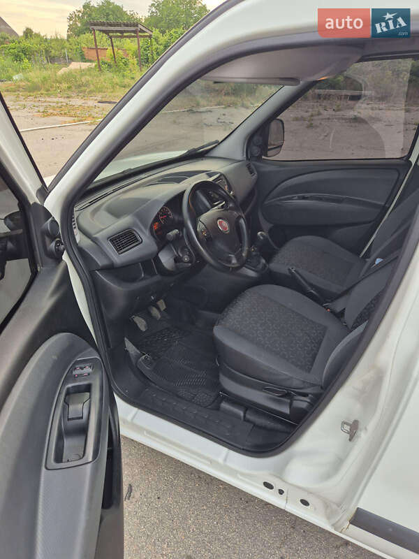 Вантажний фургон Fiat Doblo 2011 в Умані фото 4 Вантажний фургон Fiat Doblo 2011 в Умані