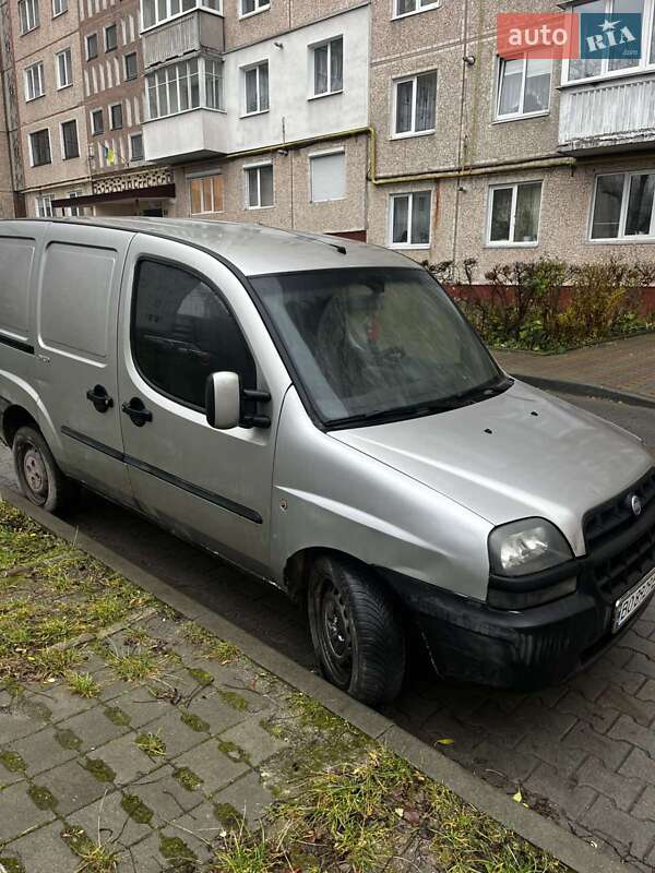 Вантажний фургон Fiat Doblo 2004 в Тернополі