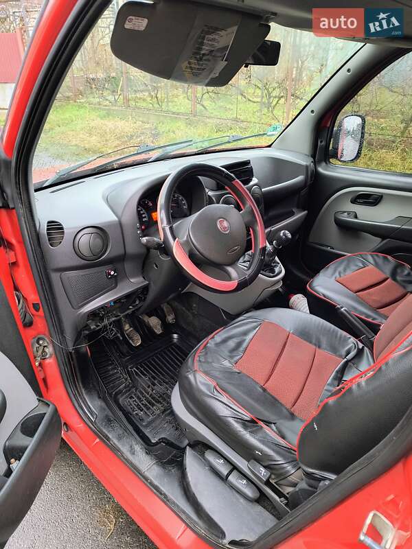 Мінівен Fiat Doblo 2009 в Ужгороді