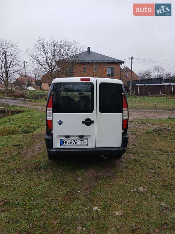 Минивэн Fiat Doblo 2005 в Львове