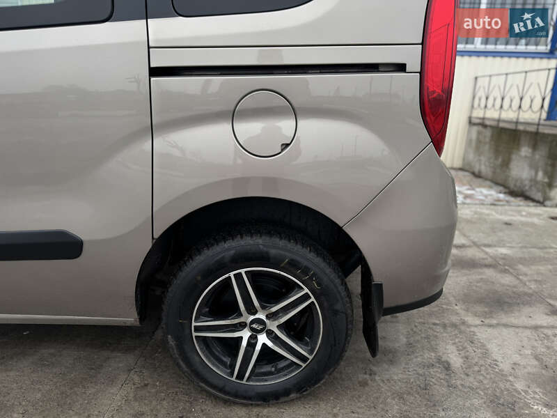 Мінівен Fiat Doblo 2017 в Умані