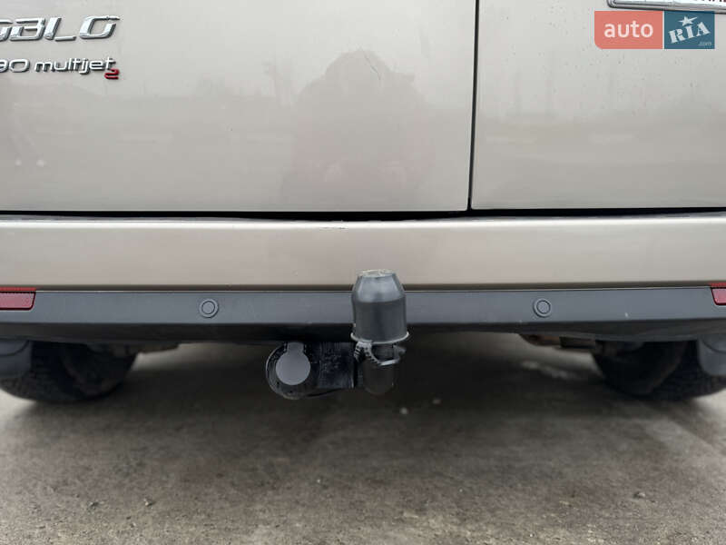Мінівен Fiat Doblo 2017 в Умані