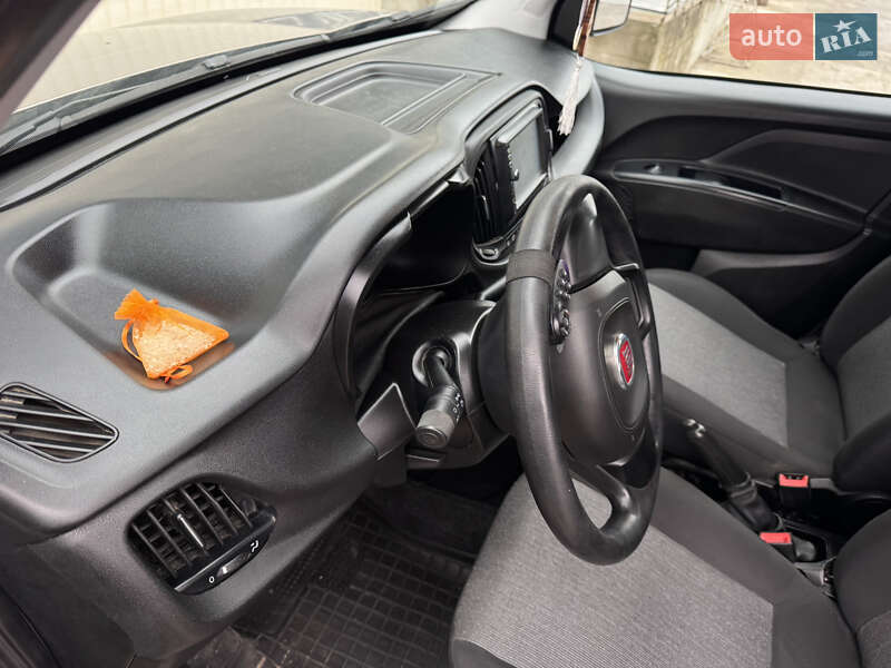 Мінівен Fiat Doblo 2017 в Умані