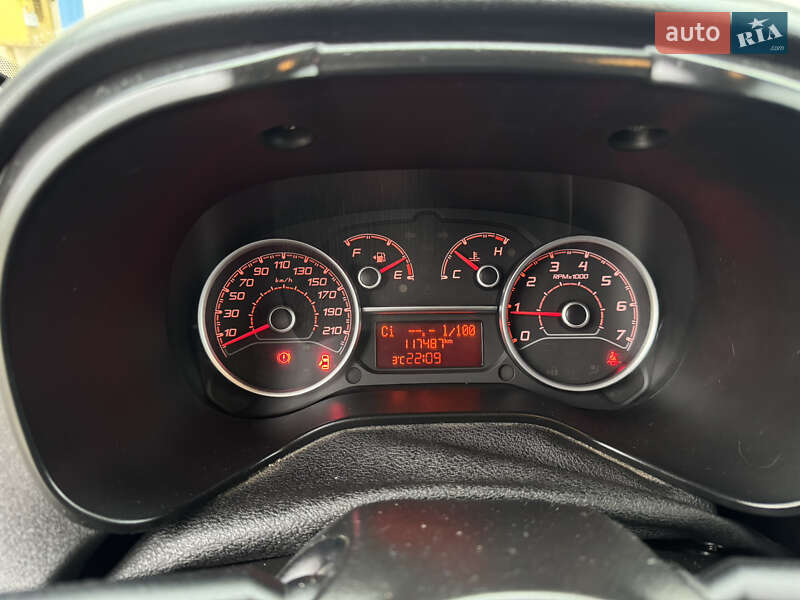 Мінівен Fiat Doblo 2017 в Умані