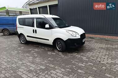 Вантажопасажирський фургон Fiat Doblo 2012 в Львові