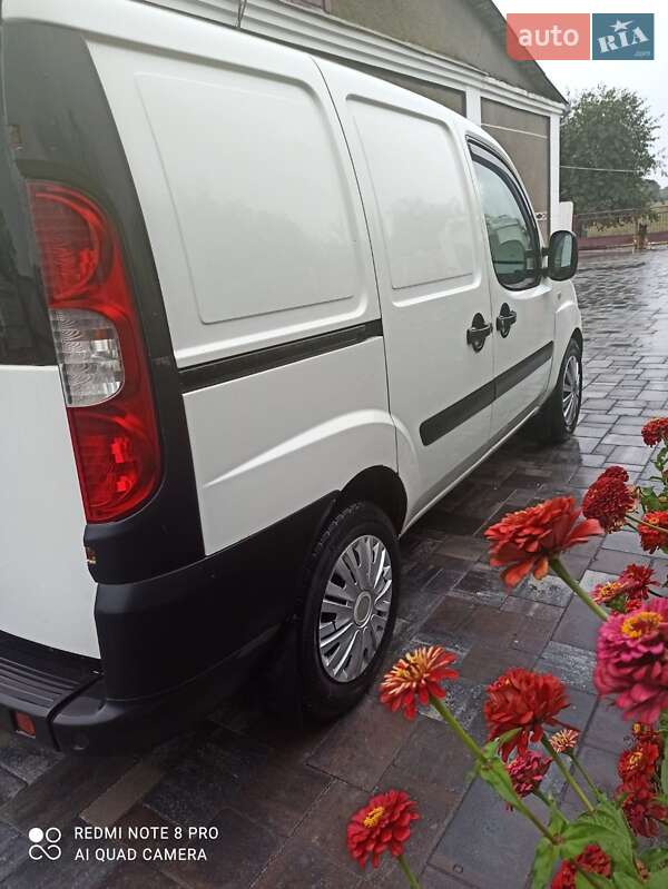 Грузовой фургон Fiat Doblo 2005 в Ровно