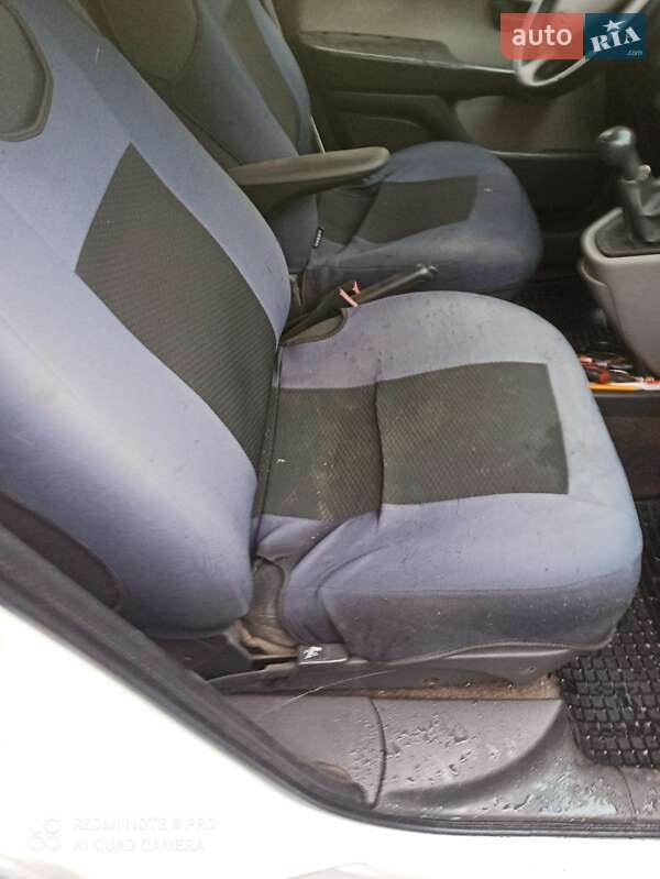 Грузовой фургон Fiat Doblo 2005 в Ровно