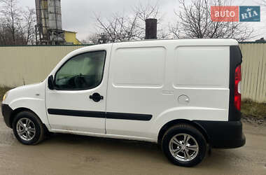 Грузовой фургон Fiat Doblo 2009 в Черновцах