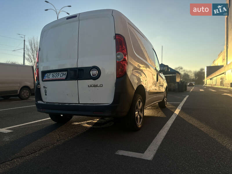 Грузовой фургон Fiat Doblo 2011 в Днепре