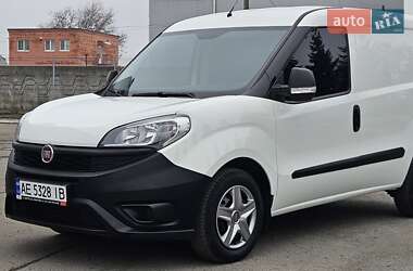 Вантажний фургон Fiat Doblo 2016 в Дніпрі