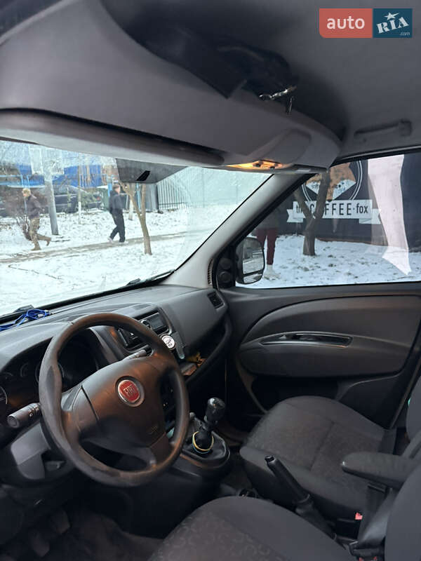 Вантажний фургон Fiat Doblo 2014 в Києві фото 2 Вантажний фургон Fiat Doblo 2014 в Києві