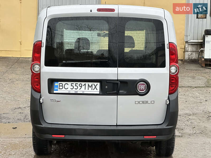 Мінівен Fiat Doblo 2011 в Миколаєві фото 19 Мінівен Fiat Doblo 2011 в Миколаєві