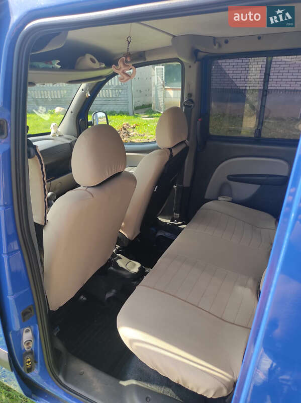 Мінівен Fiat Doblo 2009 в Городку