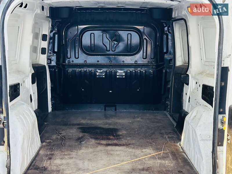 Грузовой фургон Fiat Doblo 2012 в Харькове