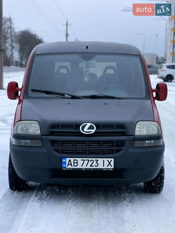 Минивэн Fiat Doblo 2004 в Виннице