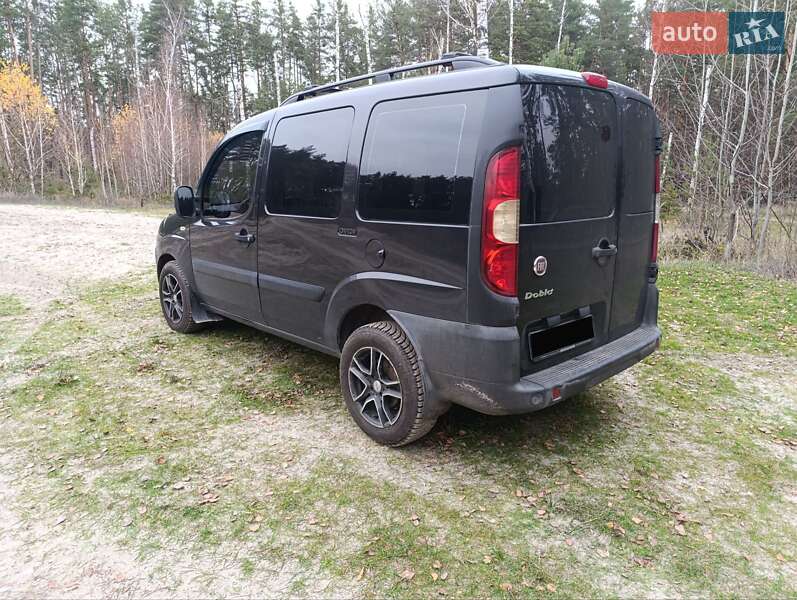 Минивэн Fiat Doblo 2009 в Черкассах