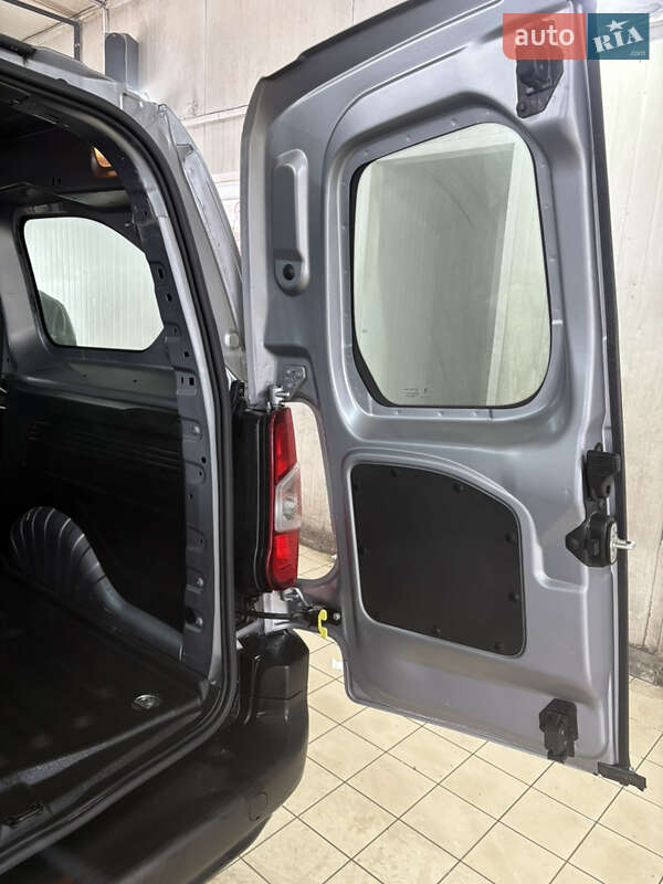 Грузопассажирский фургон Fiat Doblo 2024 в Львове фото 8 Грузопассажирский фургон Fiat Doblo 2024 в Львове