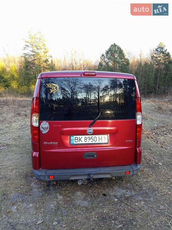 Минивэн Fiat Doblo 2006 в Дубно
